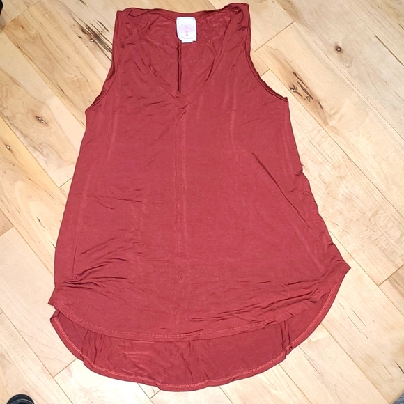 Tunic - Picture 1 of 2